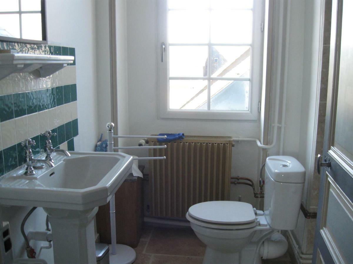 Le Petit Bois Bed and Breakfast Chateau-la-Valliere Εξωτερικό φωτογραφία